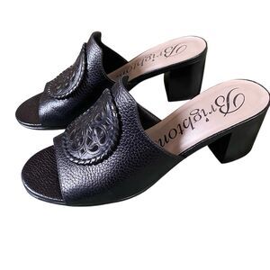 Brighton Trento Black Leather Slide Sandals Block Heel Ferrara Medallion Size 7M